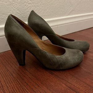 Miz Mooz sage green pumps